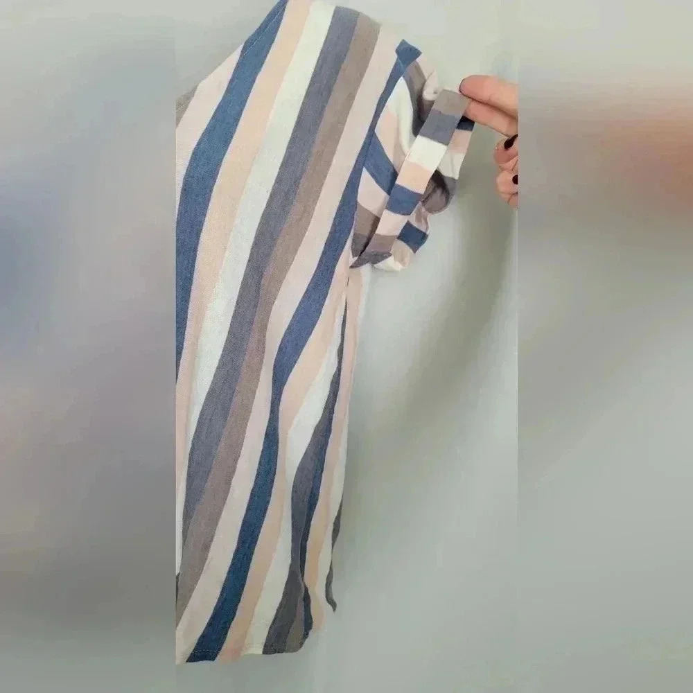 American Eagle Women's Stripped Shirt Sz M Roll Sleeve Tie Front - Picture 6 of 10
